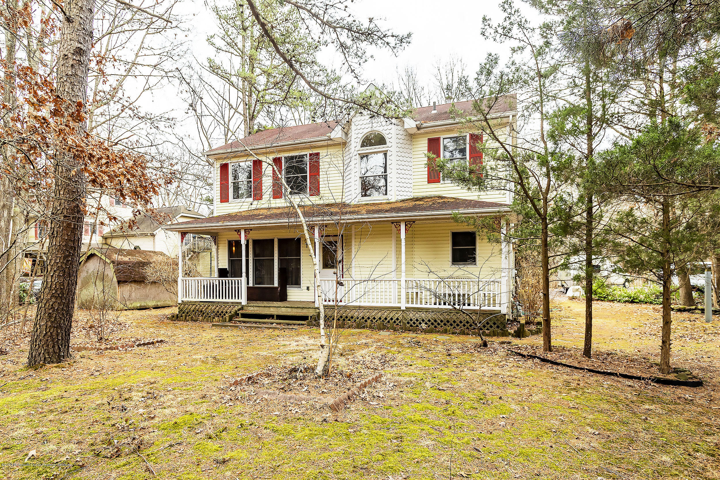 1 Country Ln Road Waretown, NJ 08758 - Photo 1 of 35 Front Right1
