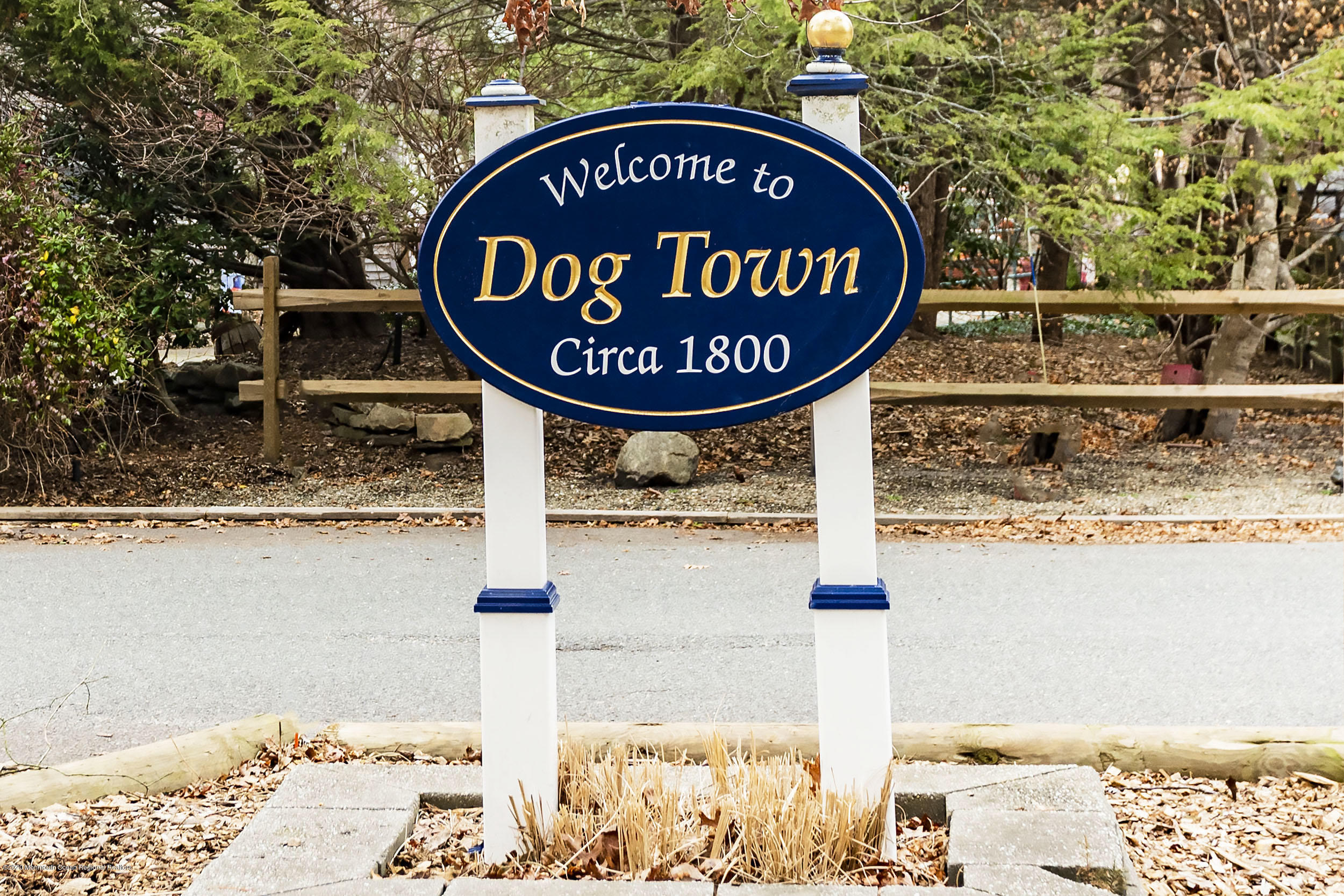 1 Country Ln Road Waretown, NJ 08758 - Photo 2 of 35 Sign1