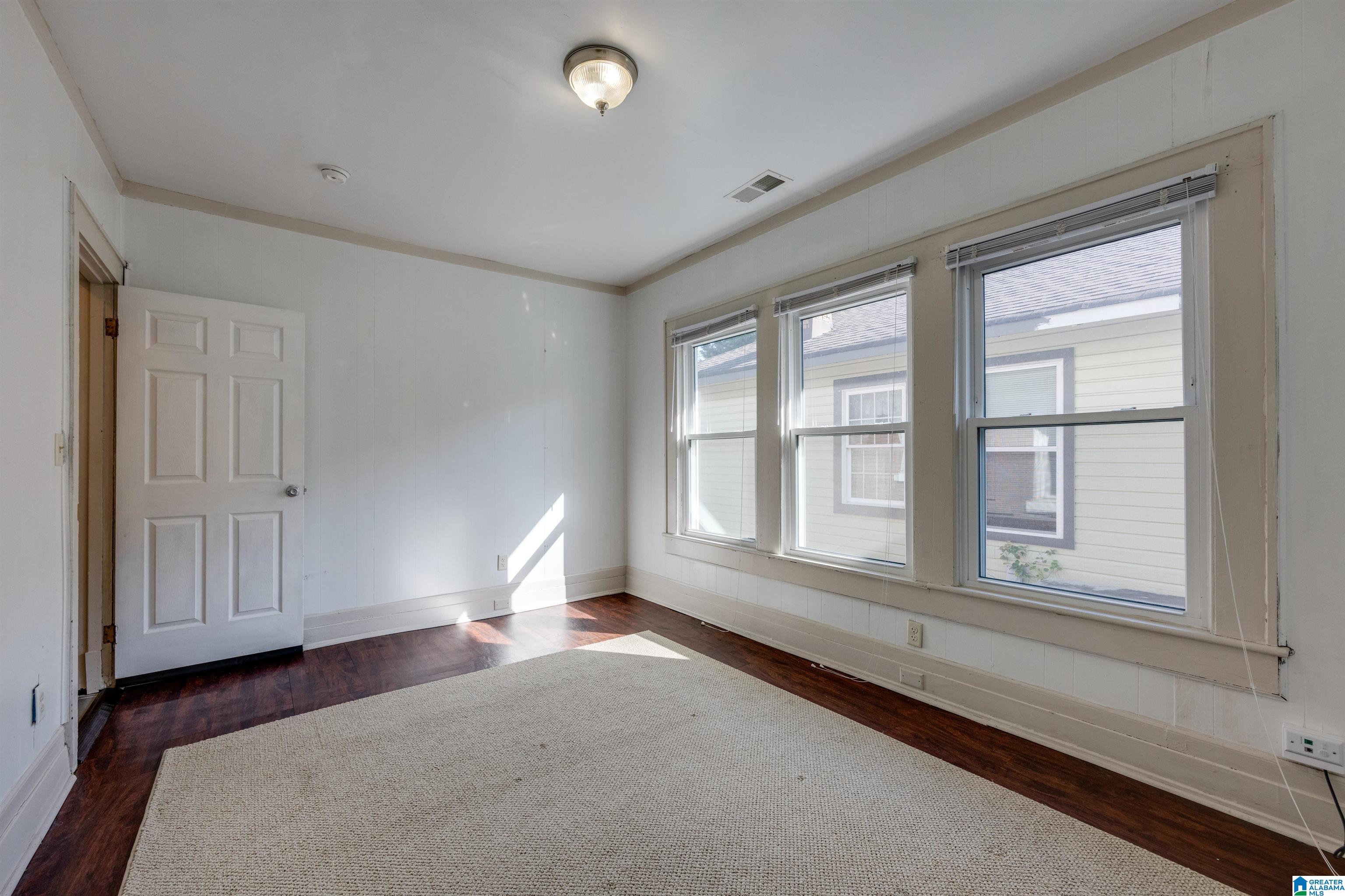 901 6th Street Southwest Birmingham, AL 35211 - Photo 25 of 32