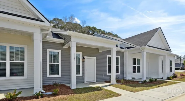 $1,900 | 300 Highway 30, Unit B4, Port Wentworth, GA 31407