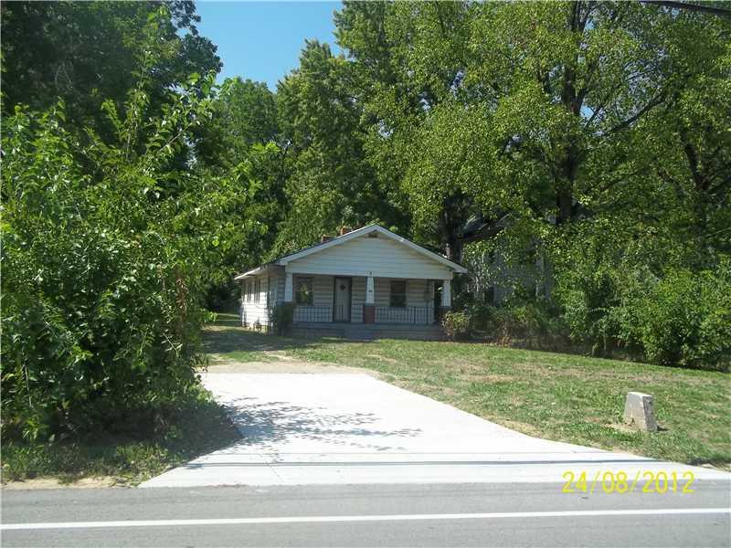 912 South High School Road Indianapolis, IN 46241 - Photo 2 of 8 Gallery Image 2