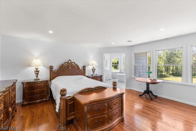 15 Spring Hunter Court Andover, NJ 07821 - Photo 3 of 49