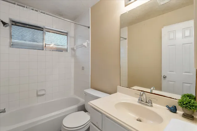 $2,000 | 3708 Nutwood Lane, Spring, TX 77389