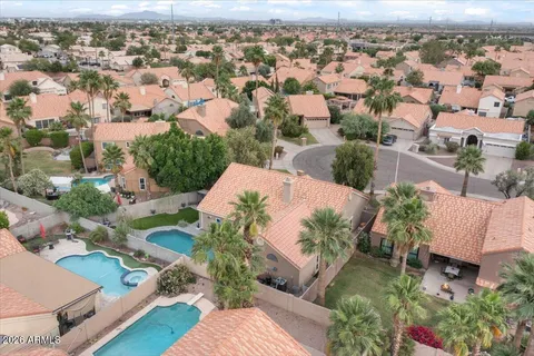 $629,900 | 3910 East Hiddenview Drive, Phoenix, AZ 85048