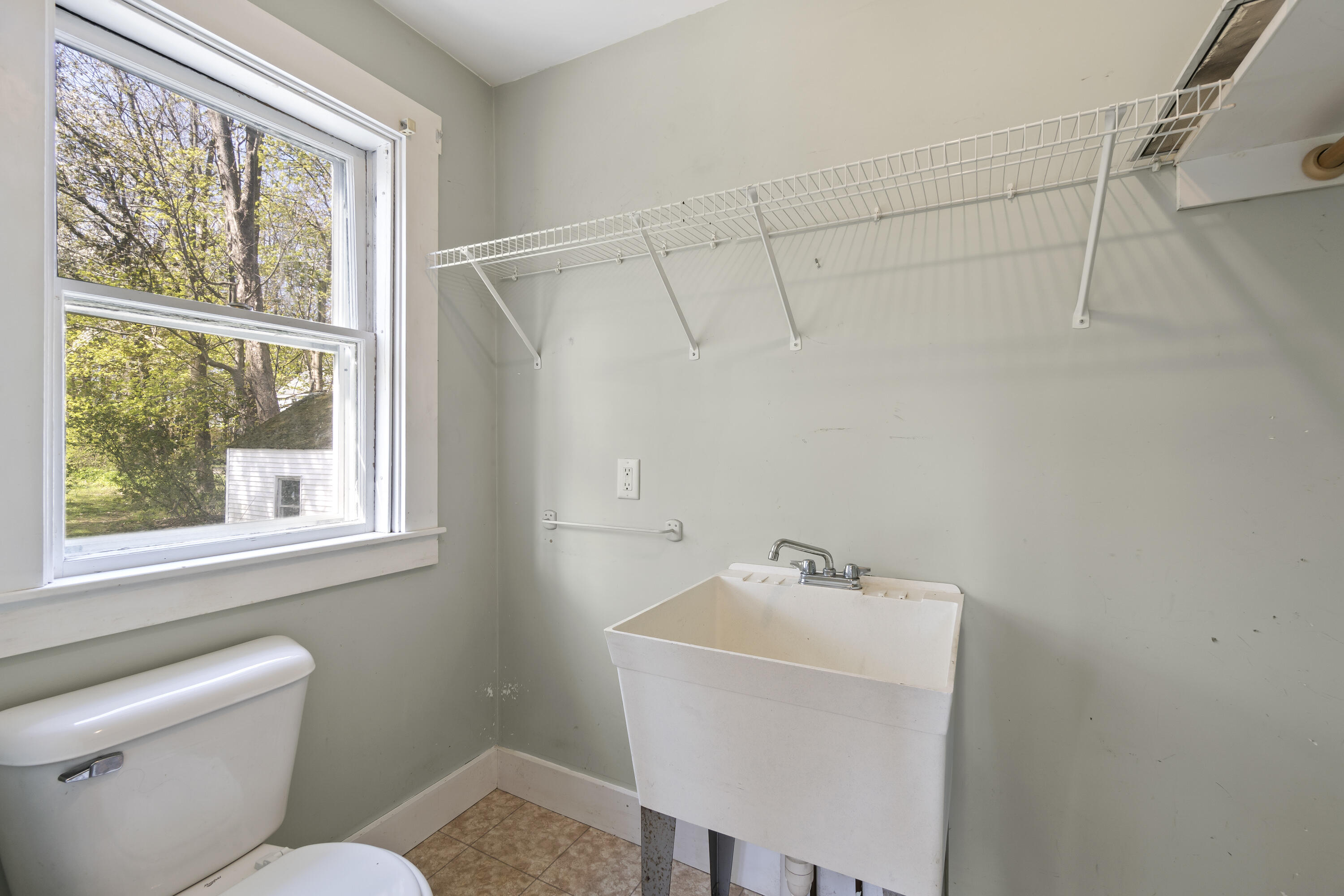 12 Pepperrell Road Kittery, ME 03905 - Photo 15 of 39 12 Pepperrell Rd_117