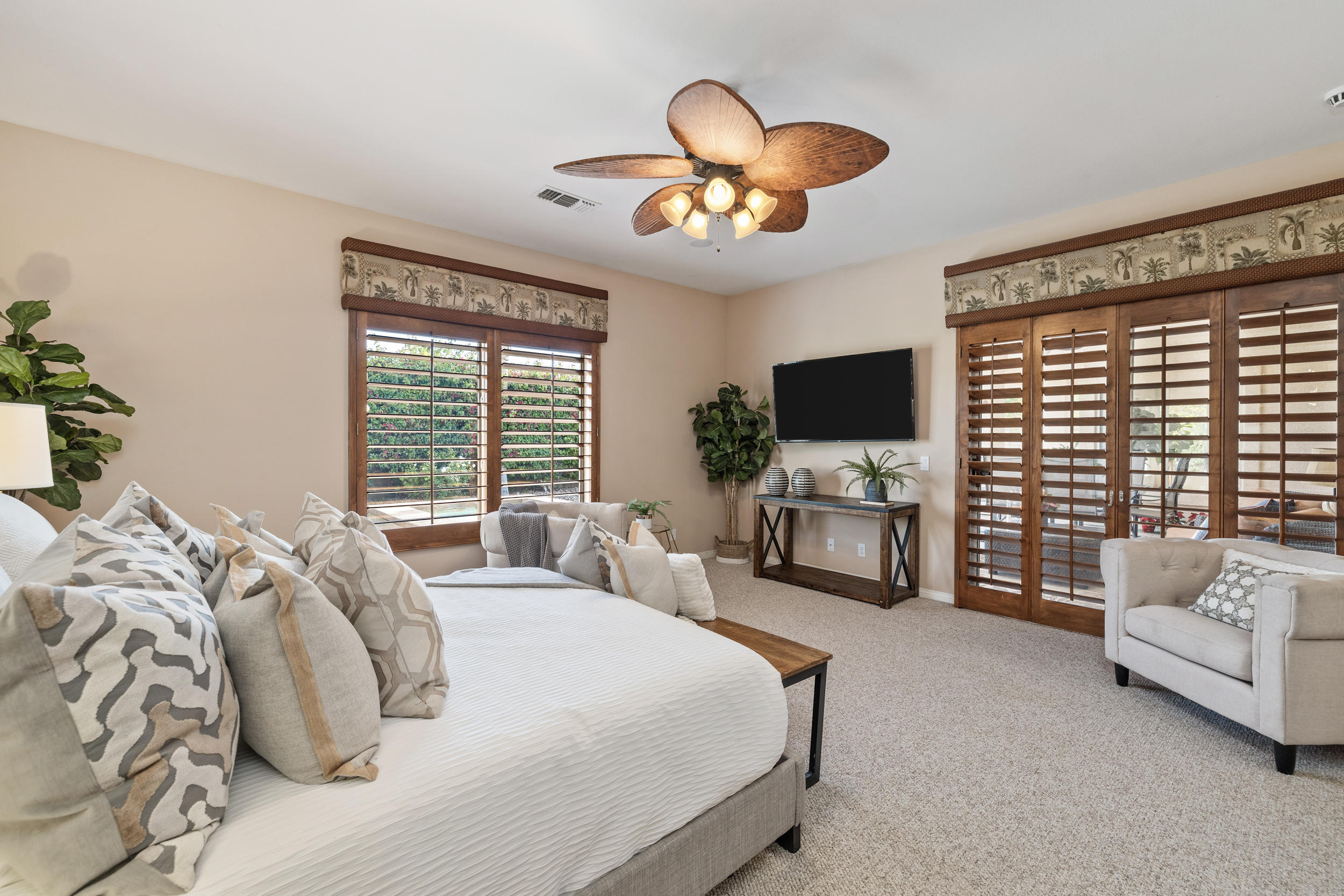 7 White Sun Way Rancho Mirage, CA 92270 - Photo 25 of 56 Custom Blinds