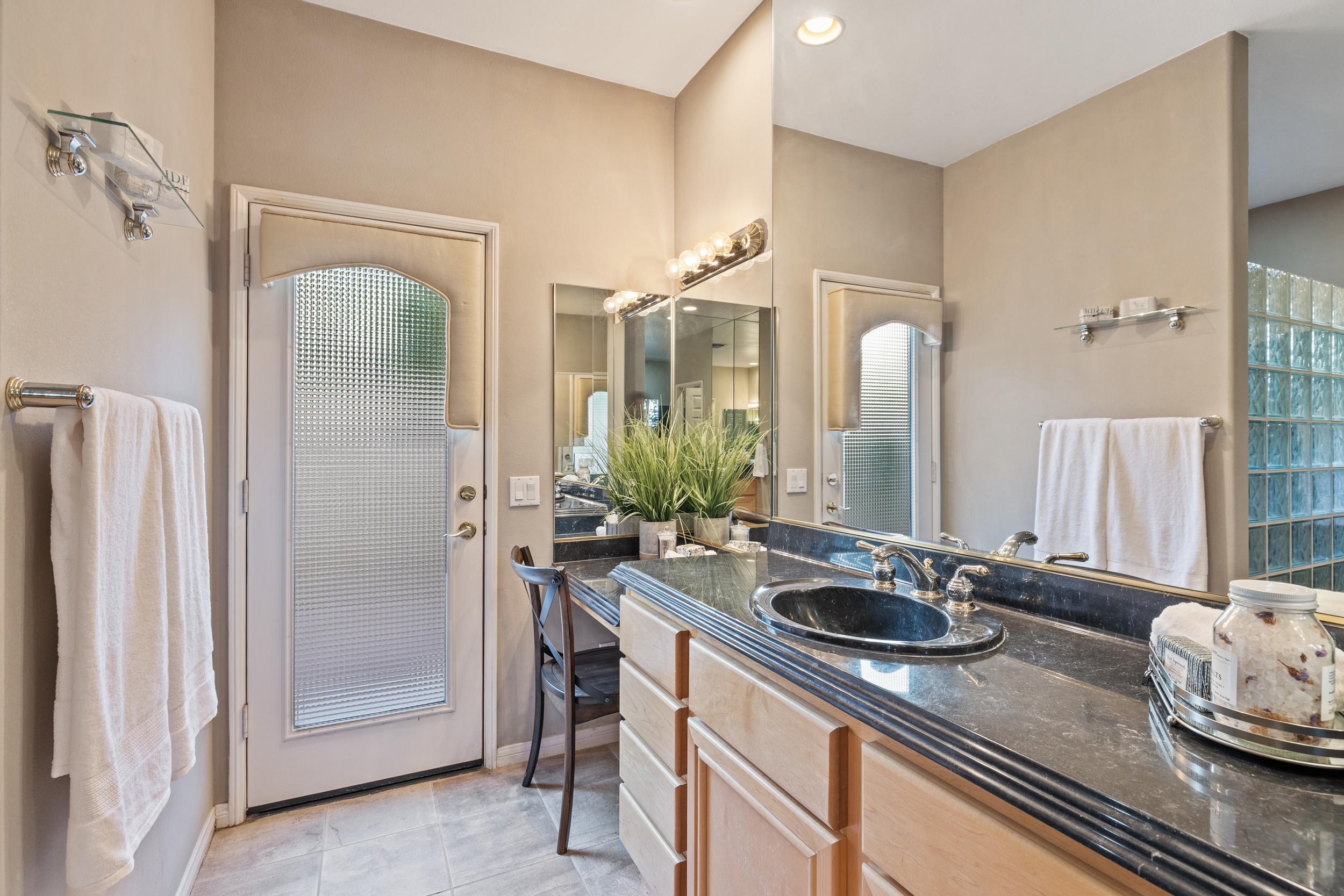 7 White Sun Way Rancho Mirage, CA 92270 - Photo 30 of 56 Outdoor Access