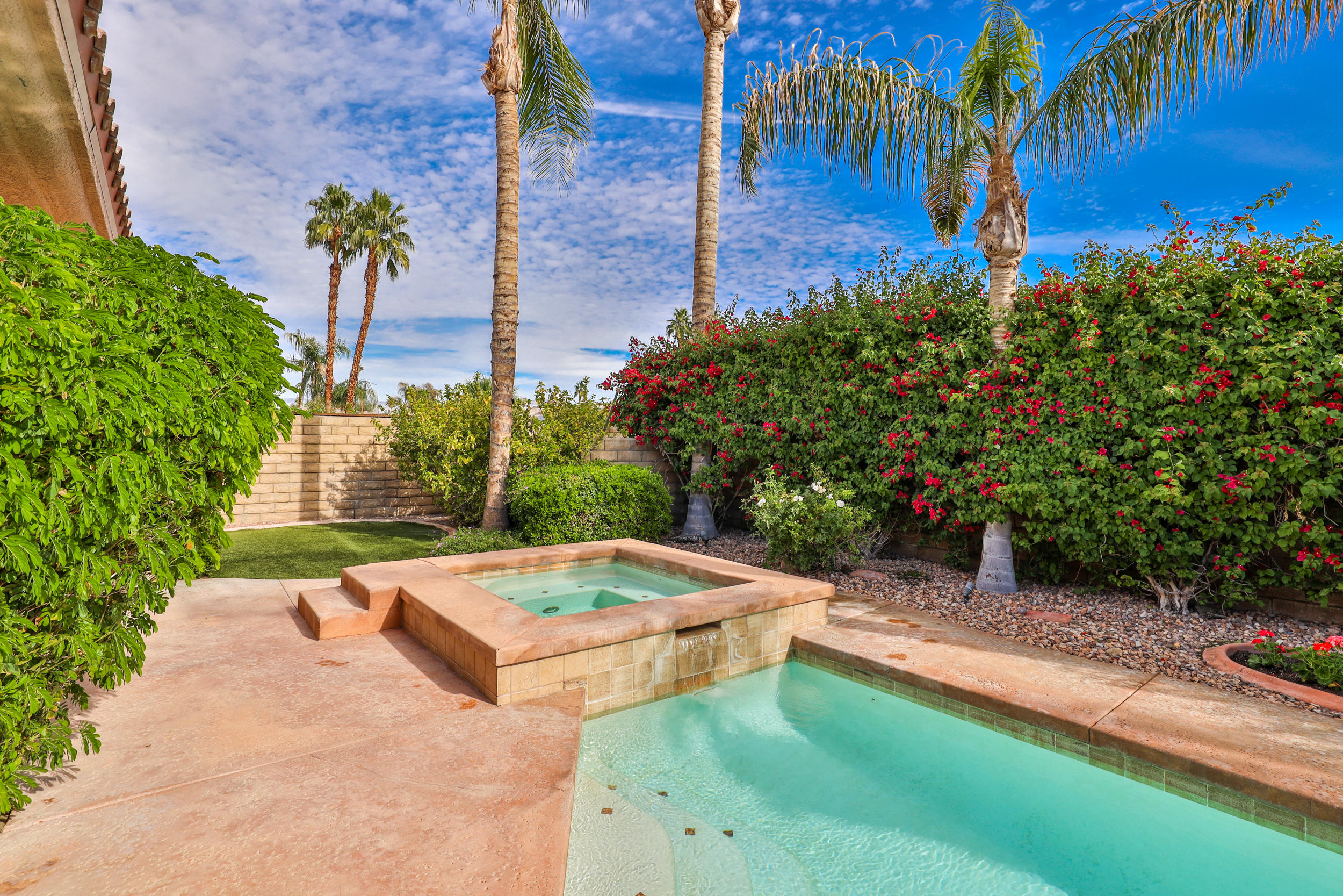 7 White Sun Way Rancho Mirage, CA 92270 - Photo 50 of 56 Floral Landscaping