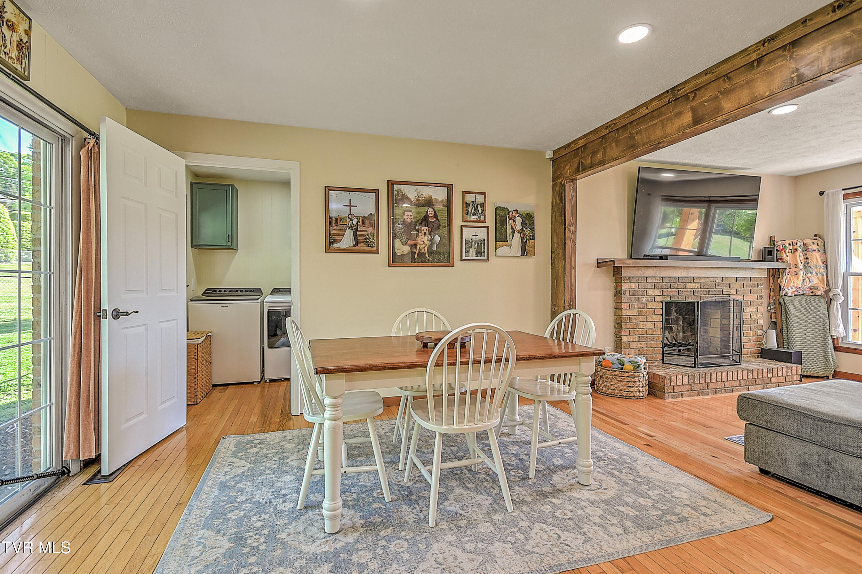 409 Montezuma Road Kingsport, TN 37664 - Photo 11 of 42 409 Montezuma KB-20