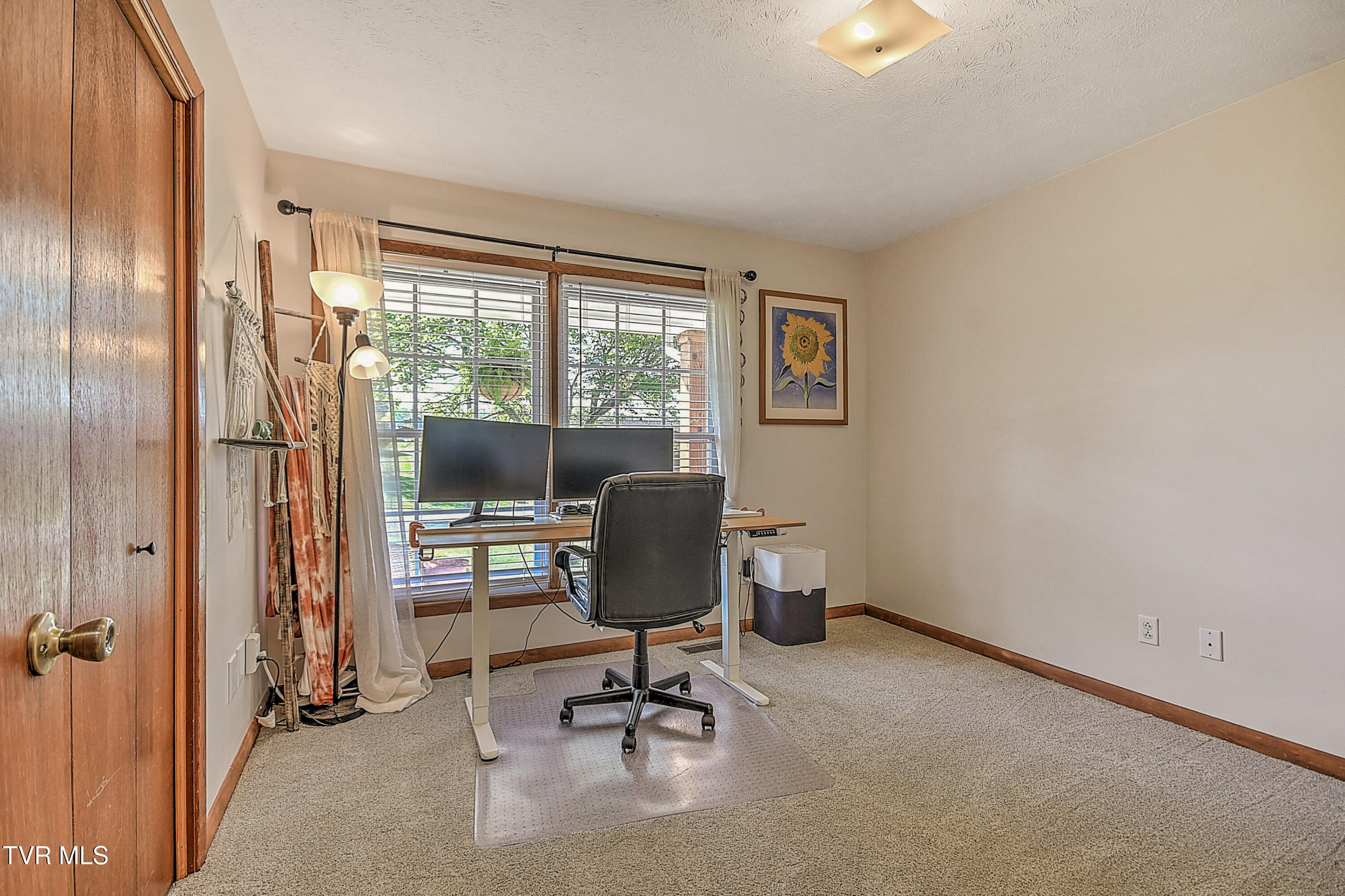 409 Montezuma Road Kingsport, TN 37664 - Photo 21 of 42 409 Montezuma KB-29