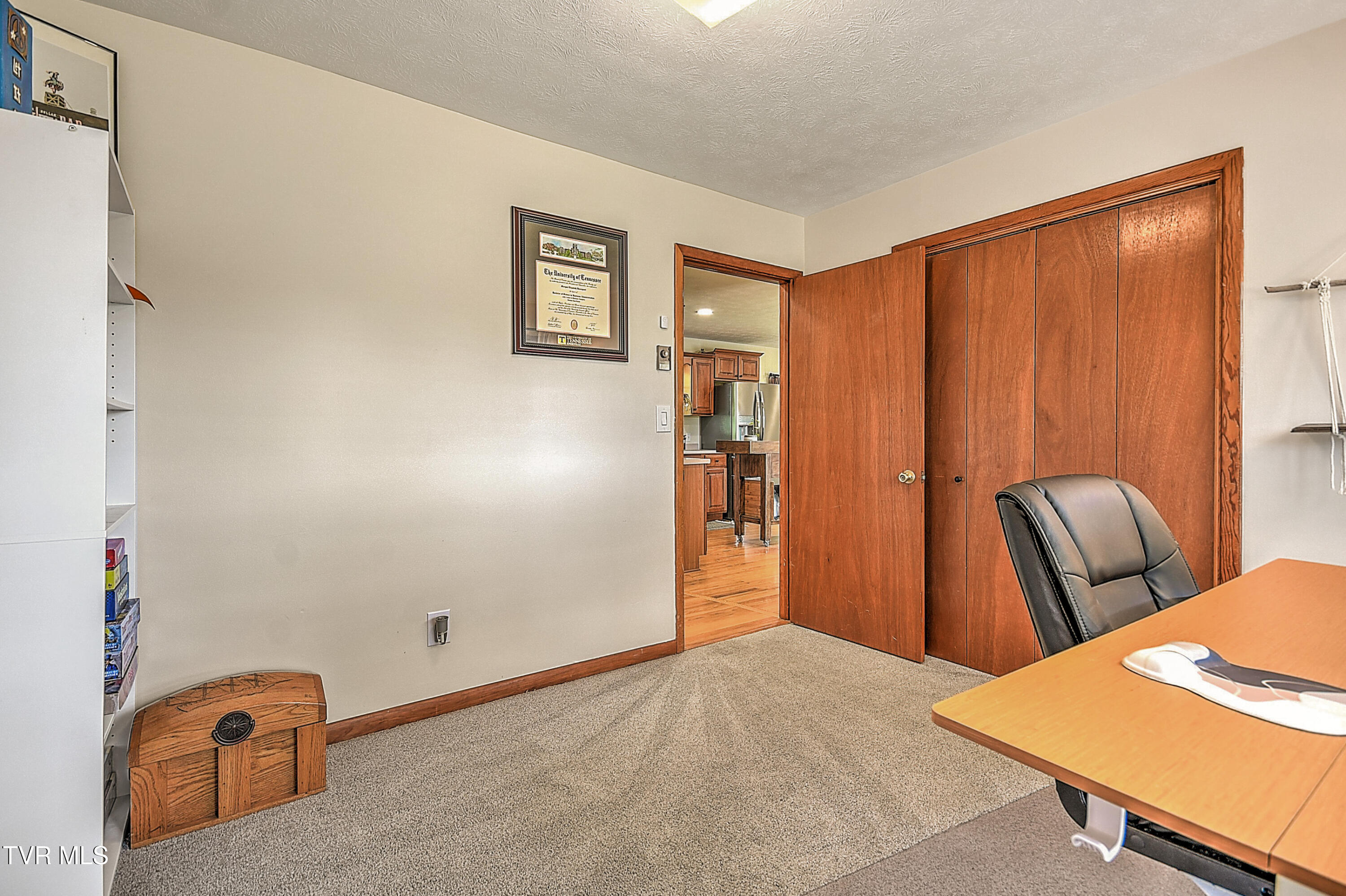 409 Montezuma Road Kingsport, TN 37664 - Photo 22 of 42 409 Montezuma KB-30