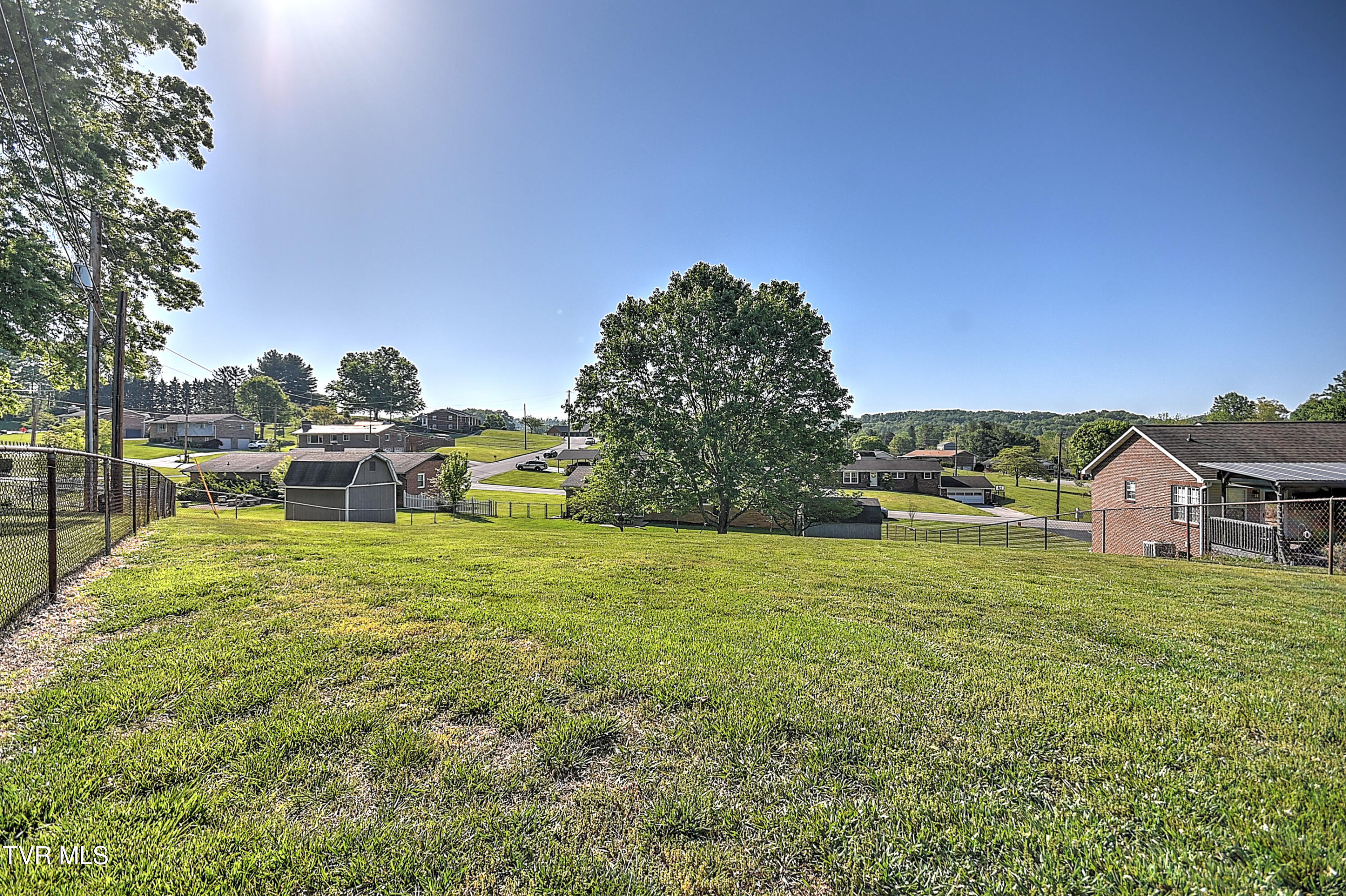 409 Montezuma Road Kingsport, TN 37664 - Photo 38 of 42 409 Montezuma KB-45