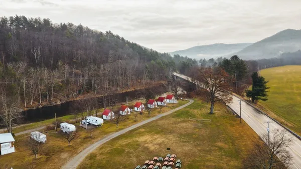 a picture of city view