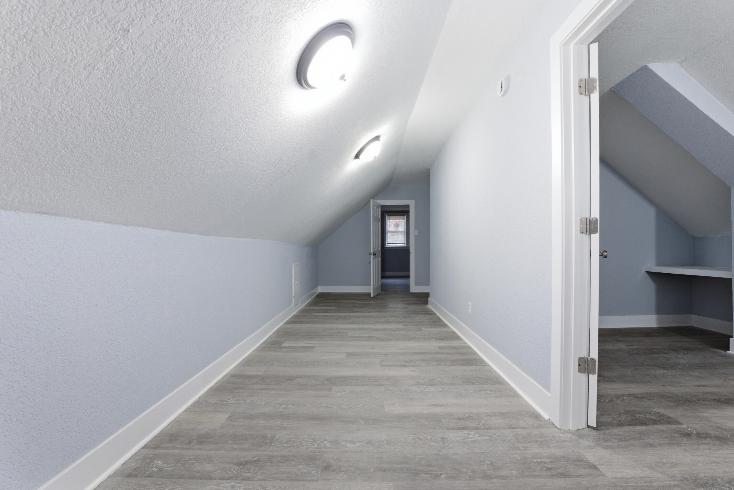 3718 North 18th Street Milwaukee, WI 53206 - Photo 13 of 24 3718 N 18th St