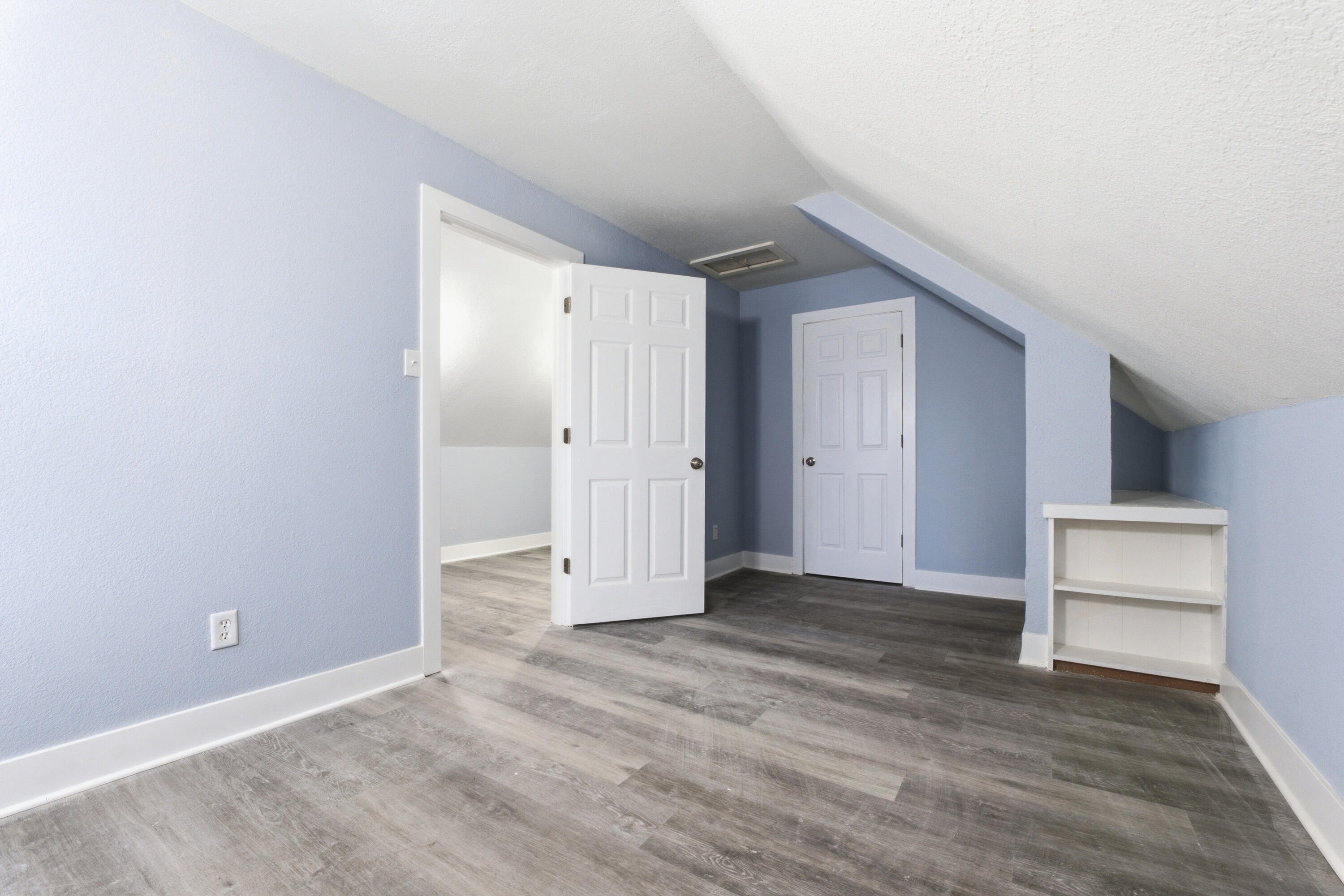 3718 North 18th Street Milwaukee, WI 53206 - Photo 15 of 24 3718 N 18th St