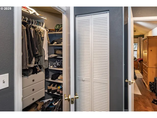 $444,000 | 1006 Woodwillow Drive, Roseburg, OR 97471