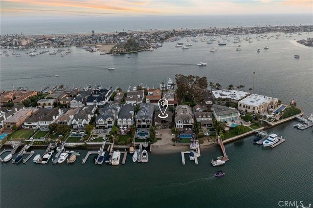 $13,000,000 | 4 Harbor Island, Newport Beach, CA 92660