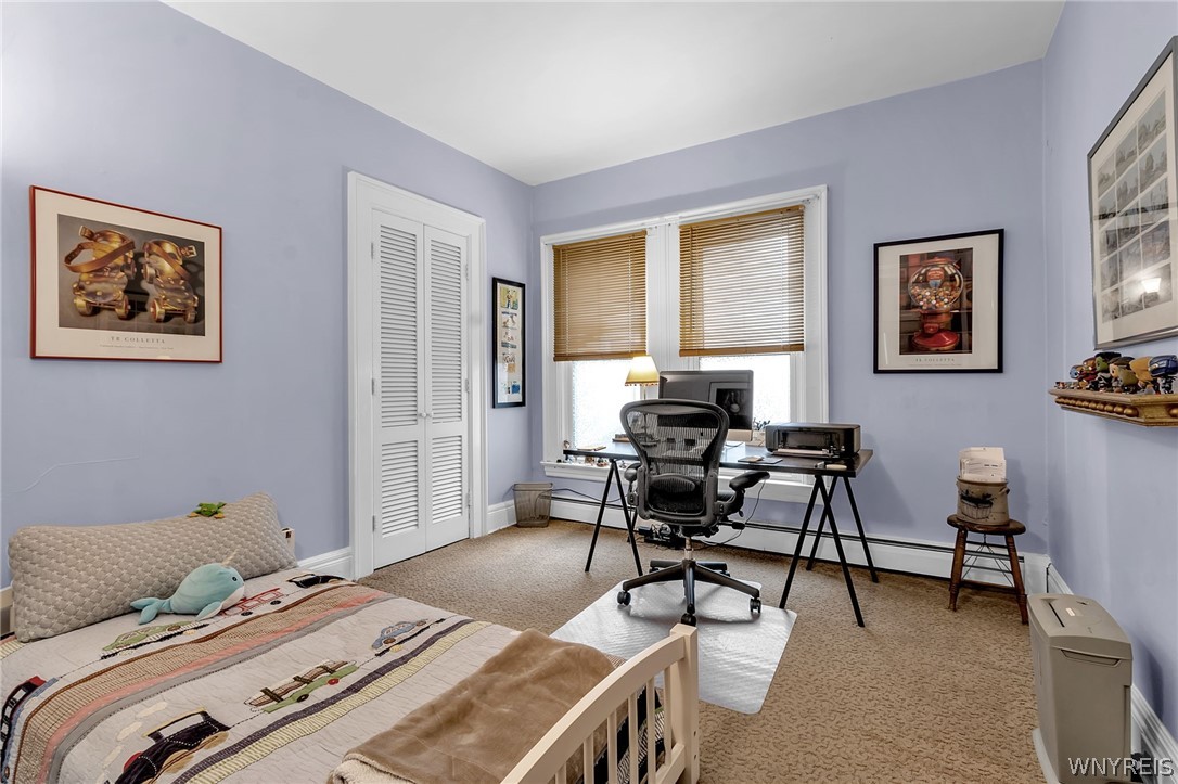 28 Colonial Circle Buffalo, NY 14213 - Photo 16 of 49