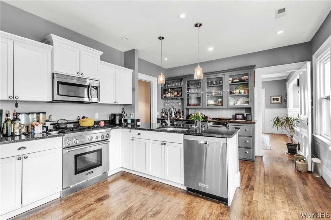 28 Colonial Circle Buffalo, NY 14213 - Photo 32 of 49