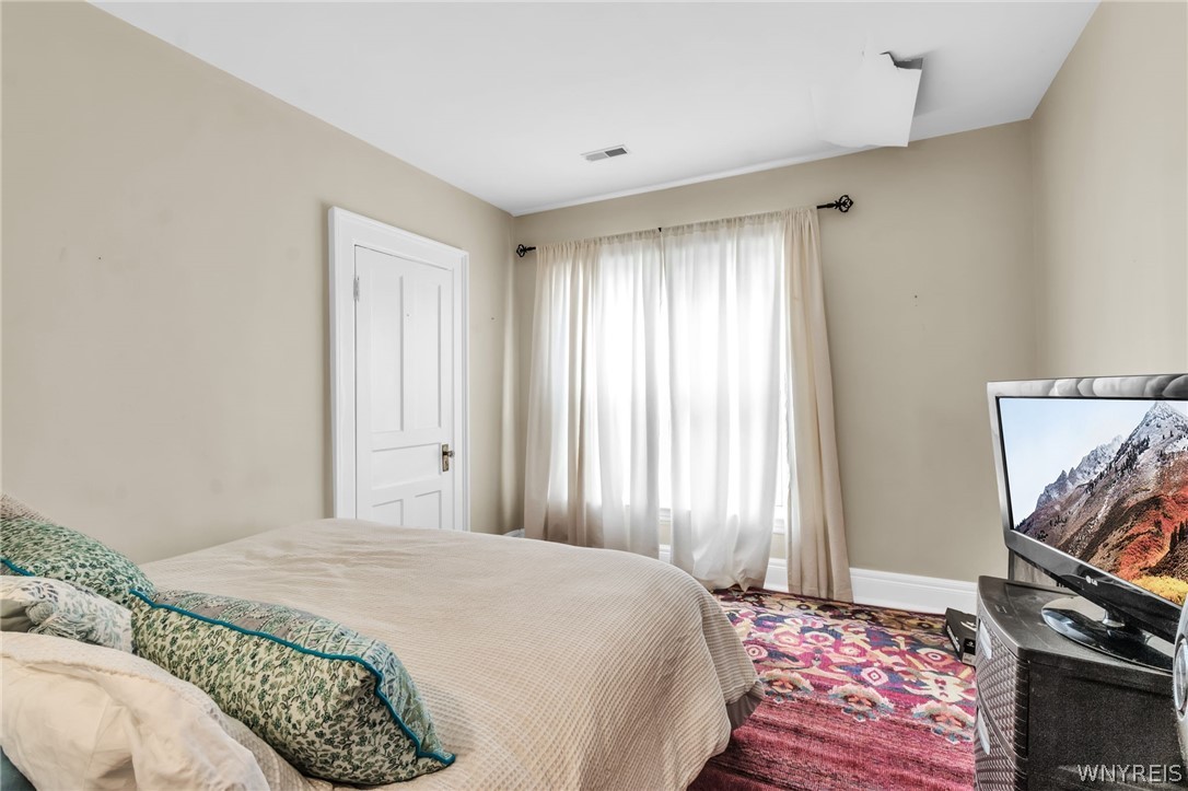 28 Colonial Circle Buffalo, NY 14213 - Photo 34 of 49