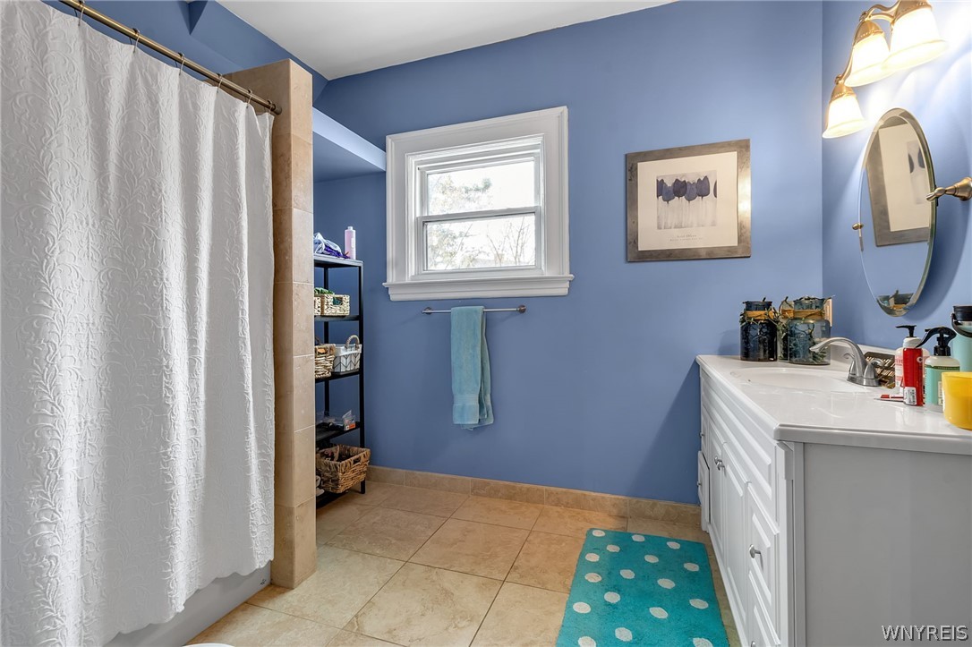 28 Colonial Circle Buffalo, NY 14213 - Photo 38 of 49