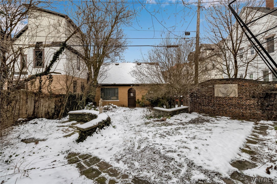 28 Colonial Circle Buffalo, NY 14213 - Photo 47 of 49