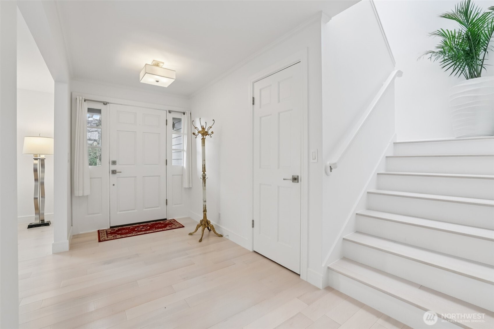 15732 111th Avenue Northeast Bothell, WA 98011 - Photo 11 of 34