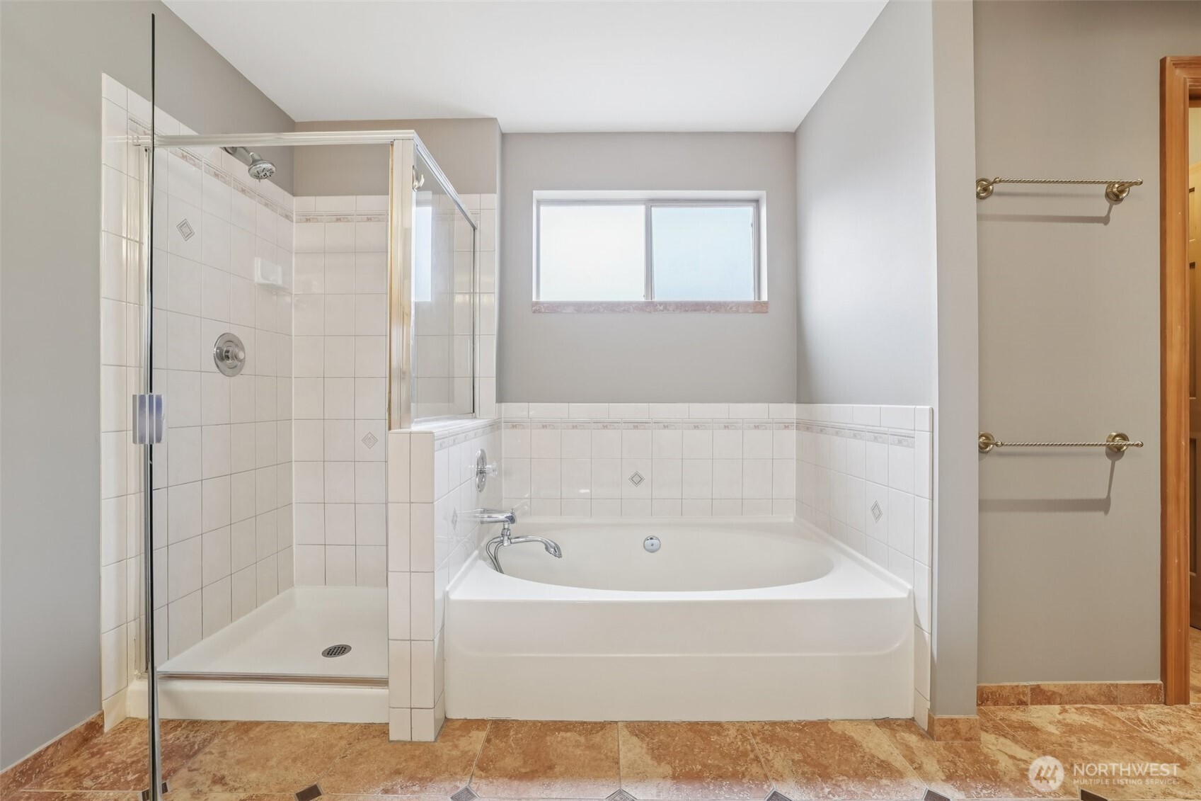 15732 111th Avenue Northeast Bothell, WA 98011 - Photo 20 of 34