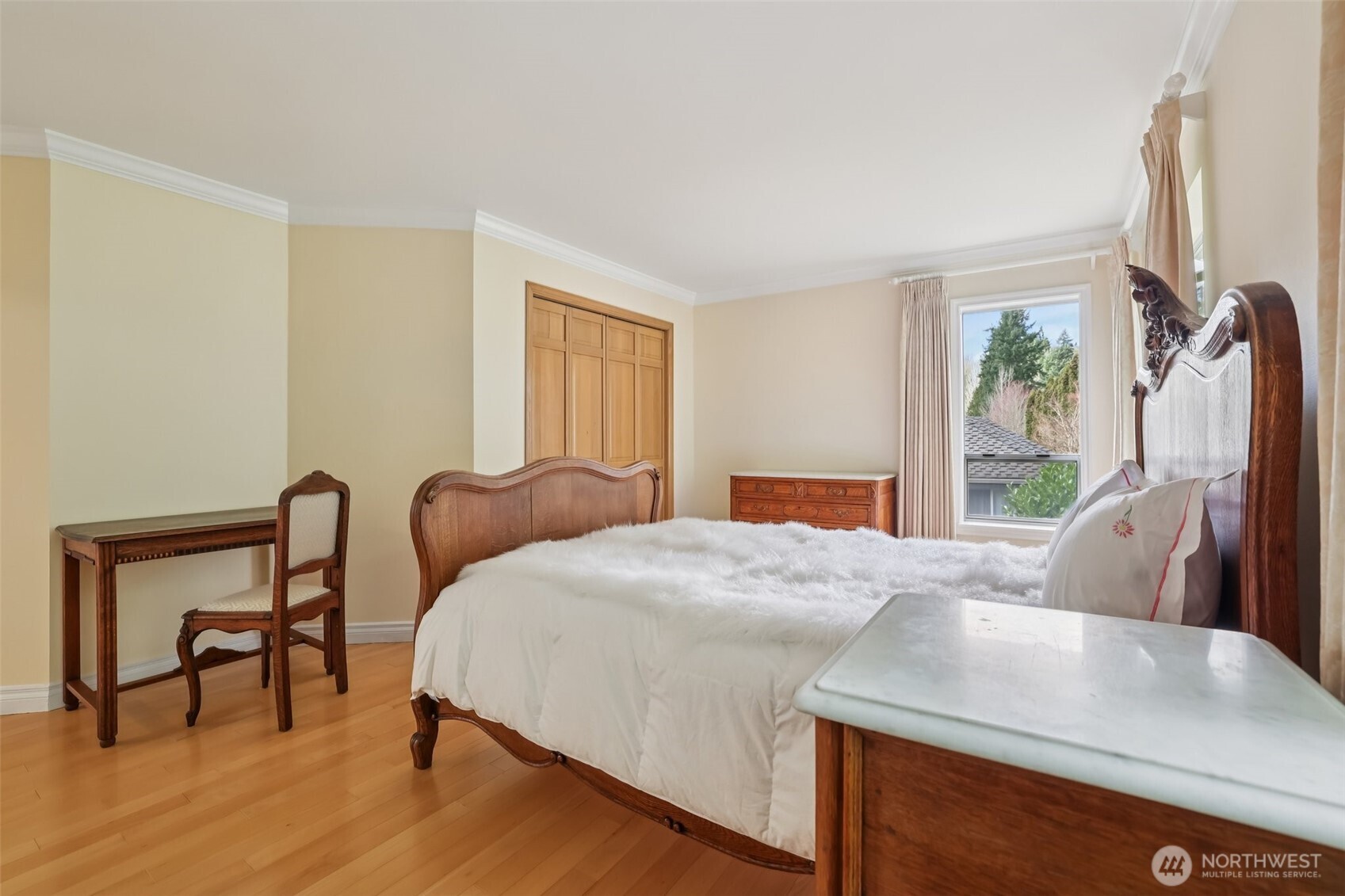 15732 111th Avenue Northeast Bothell, WA 98011 - Photo 23 of 34