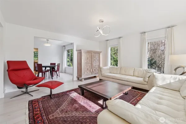 $1,750,000 | 15732 111th Avenue Northeast, Bothell, WA 98011