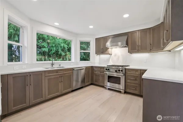 $1,750,000 | 15732 111th Avenue Northeast, Bothell, WA 98011