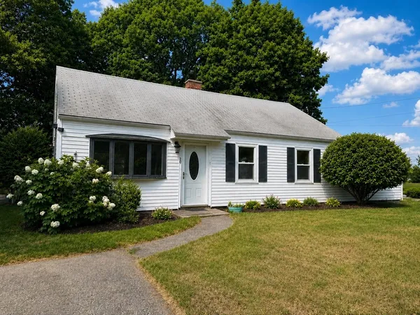 $499,900 | 20 Rayburn Road, Stoughton, MA 02072