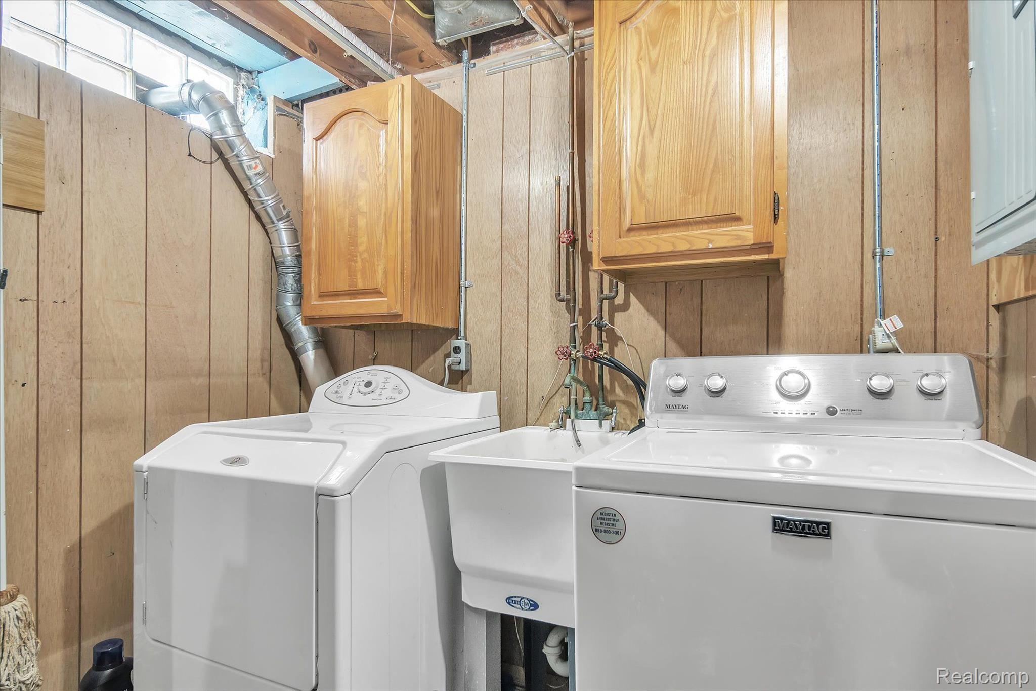 29173 Schoenherr Road Warren, MI 48088 - Photo 49 of 51 Gallery Image 49