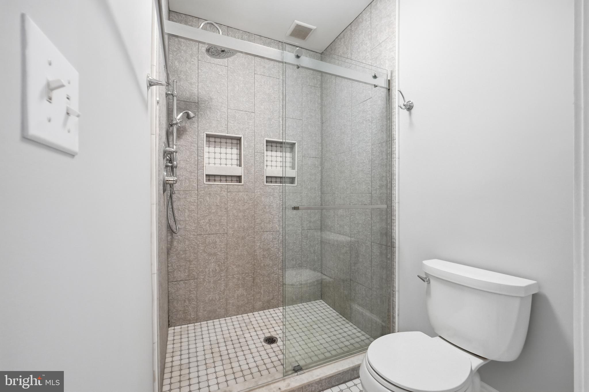 15715 Avery Road Rockville, MD 20855 - Photo 48 of 116