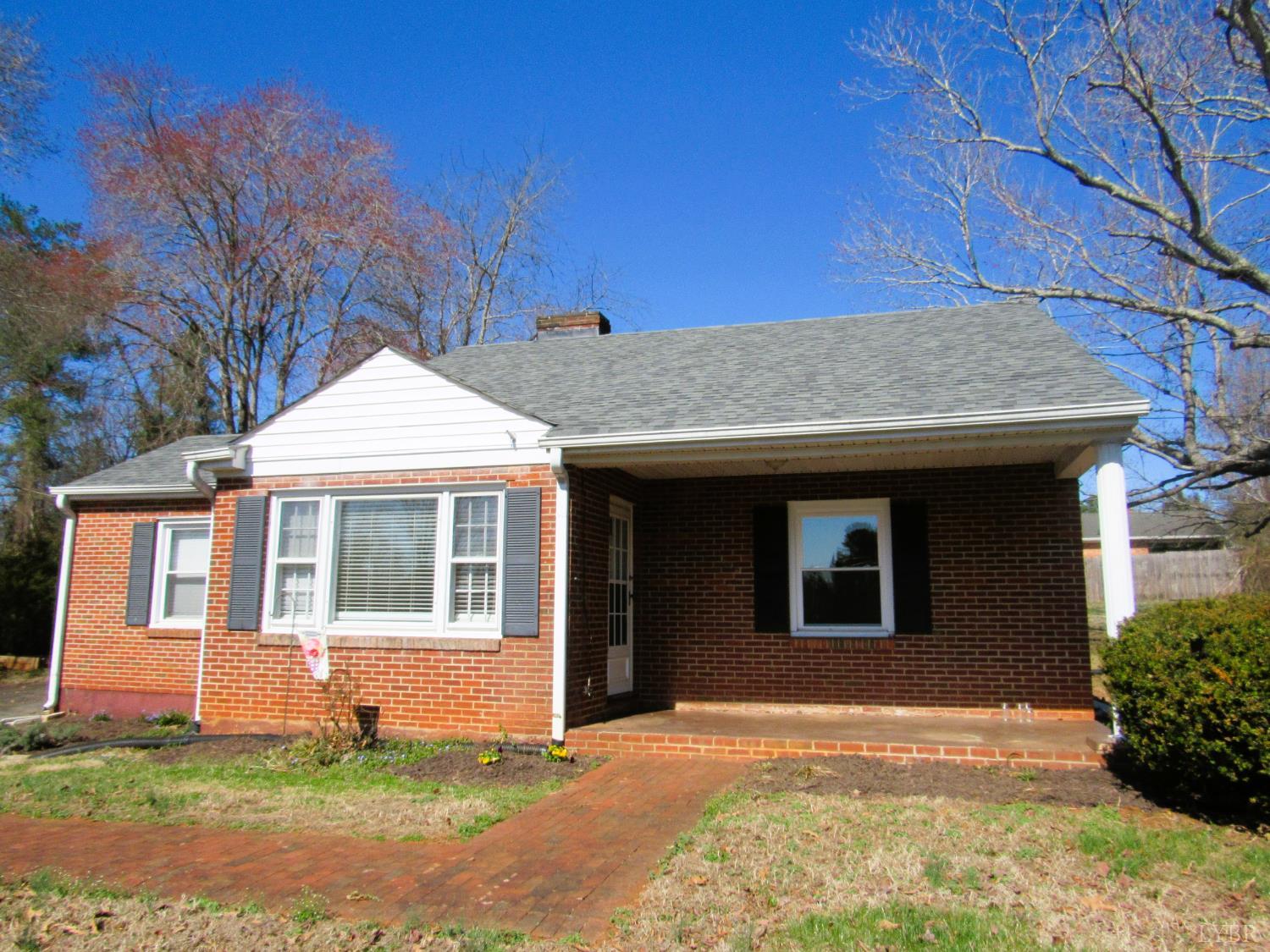 144 Maple Lane Amherst, VA 24521 - Photo 2 of 29