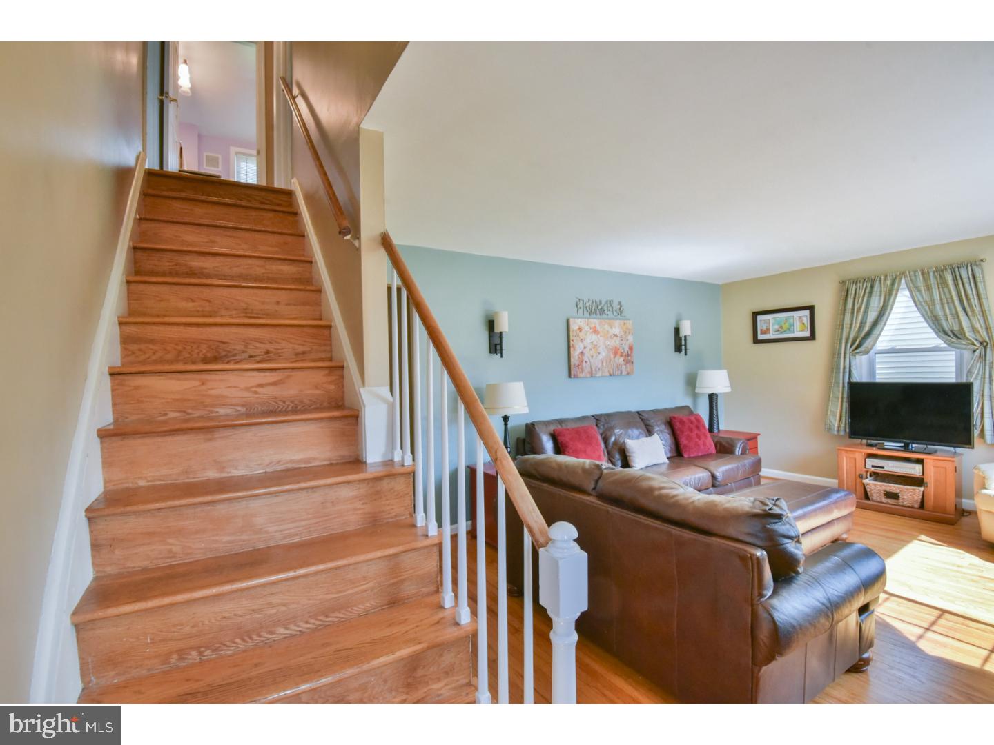 56 South Malin Road Broomall, PA 19008 - Photo 3 of 25 Gallery Image 3