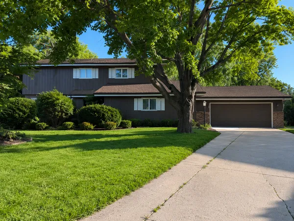 $739,000 | 3636 Quince Court, Downers Grove, IL 60515