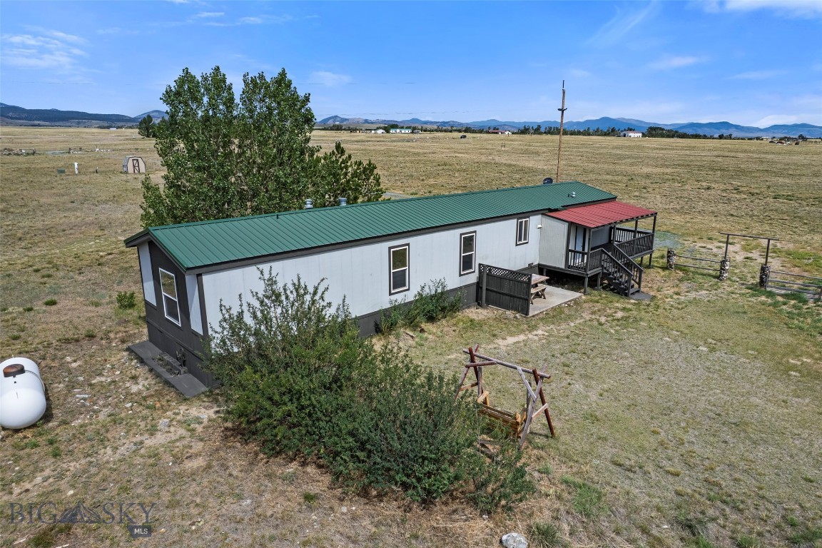 1406 Jack Rabbit Lane Whitehall, MT 59759 - Photo 10 of 76 Gallery Image 10