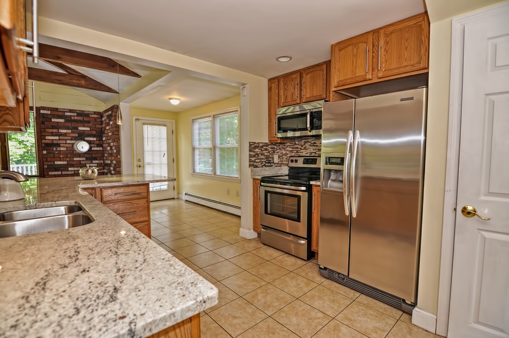 400 Brook Road Milton, MA 02186 - Photo 6 of 29 Gallery Image 6