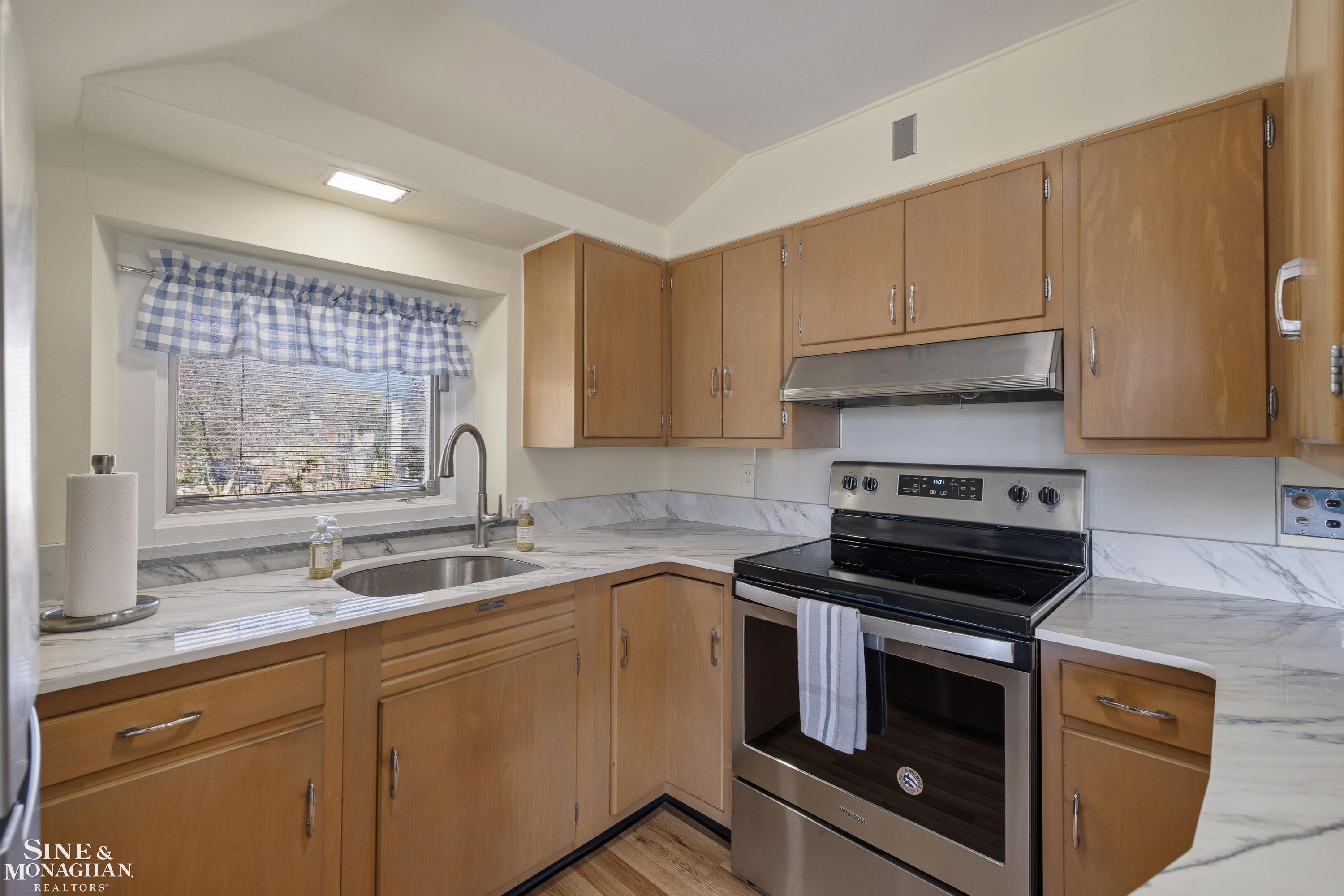 515 Lake Shore Road Grosse Pointe Shores, MI 48236 - Photo 82 of 97
