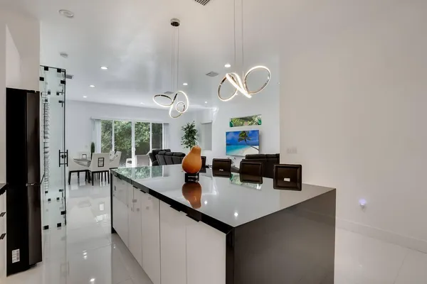 $5,000 | 2962 Northwest 10th Court, Fort Lauderdale, FL 33311