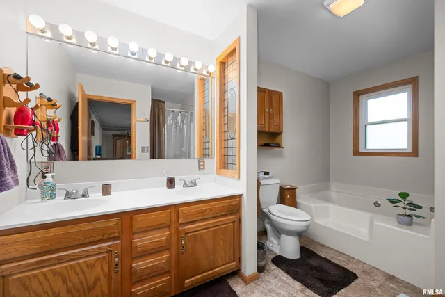 $399,900 | 13109 83rd Avenue, Blue Grass, IA 52726