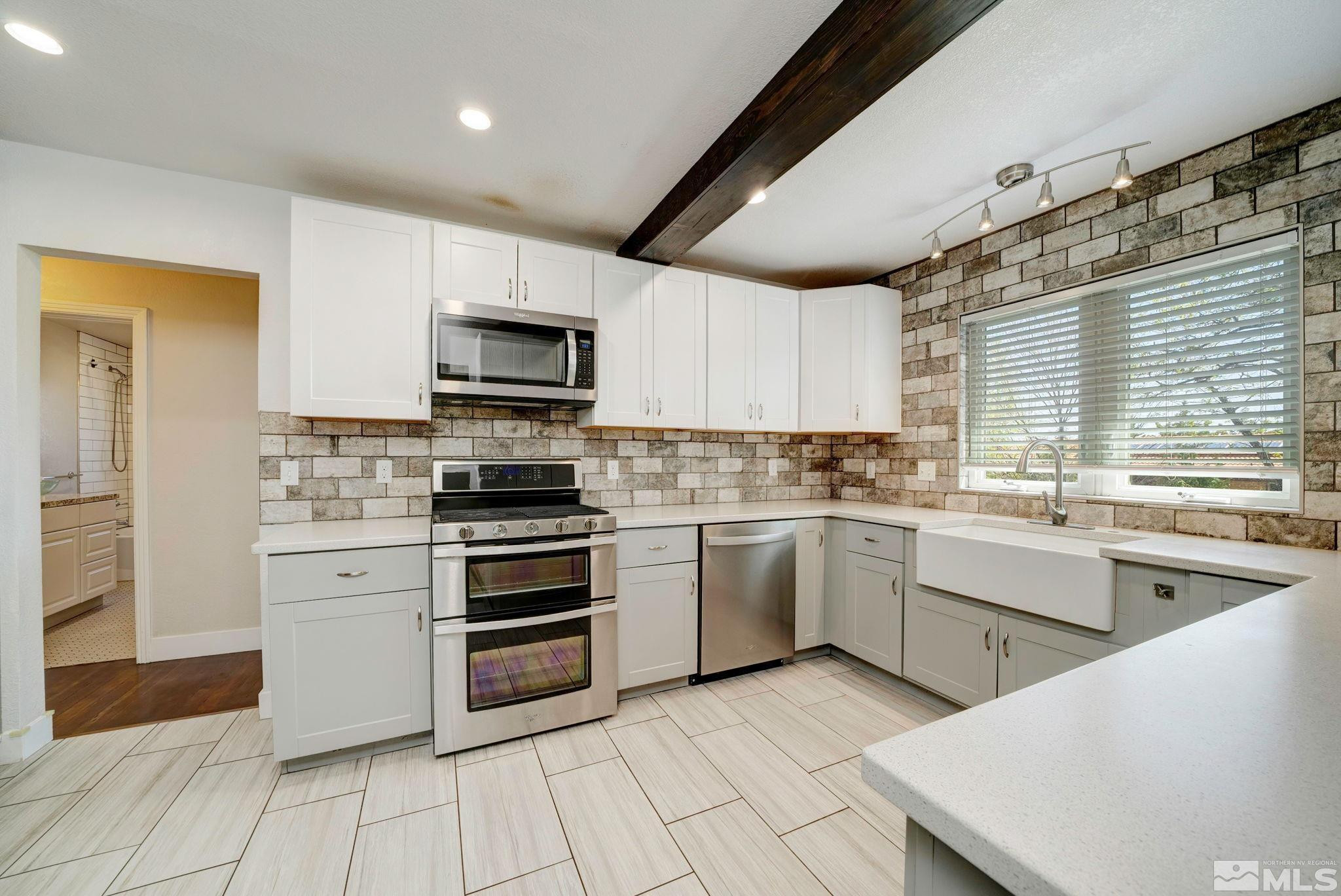 1694 Oakhurst Avenue Reno, NV 89509 - Photo 11 of 40 Photo 11