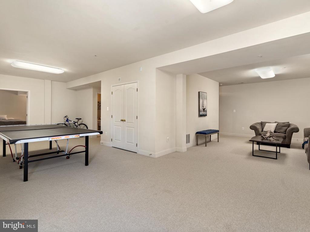 18324 Tapwood Road Boyds, MD 20841 - Photo 36 of 47 Gallery Image 36