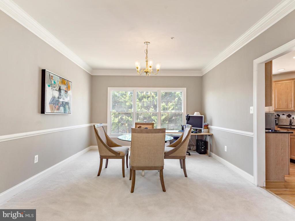 18324 Tapwood Road Boyds, MD 20841 - Photo 10 of 47 Formal Dining Room