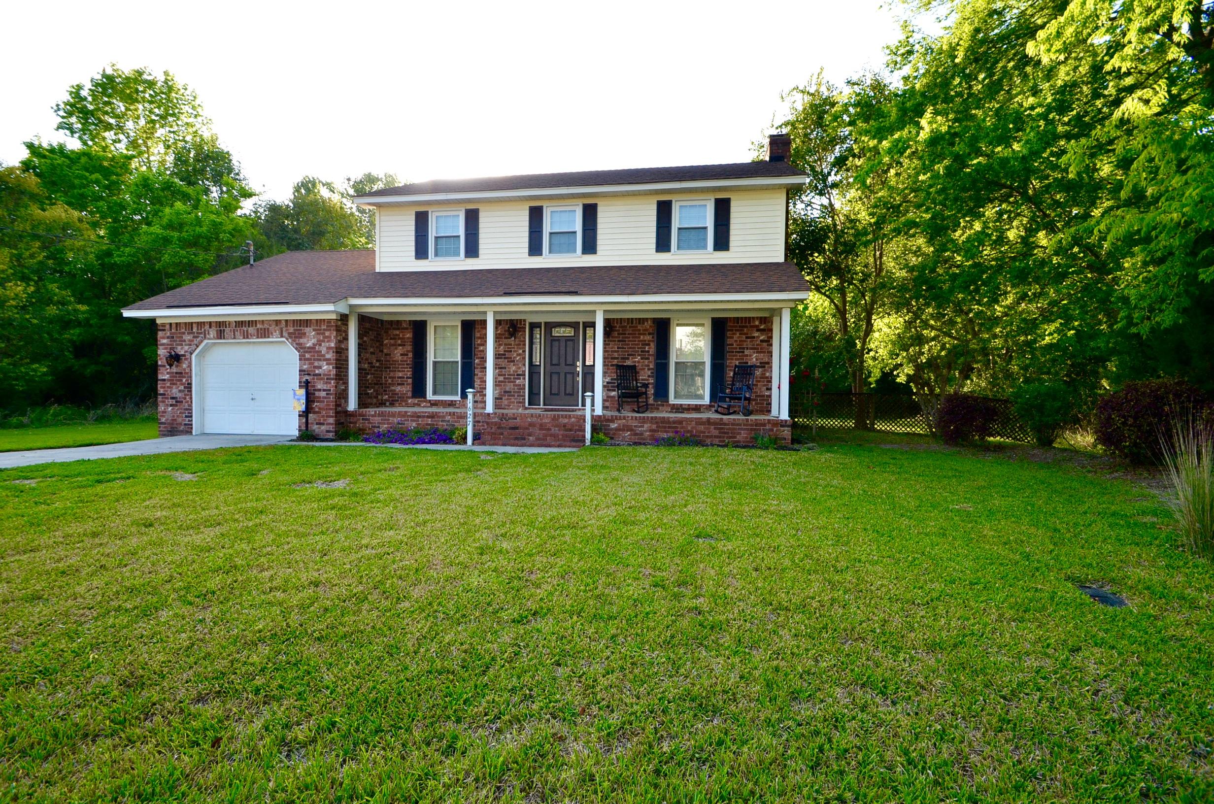 1627 State Rd S-8-700 Moncks Corner, SC 29461 - Photo 2 of 35 DSC_0747