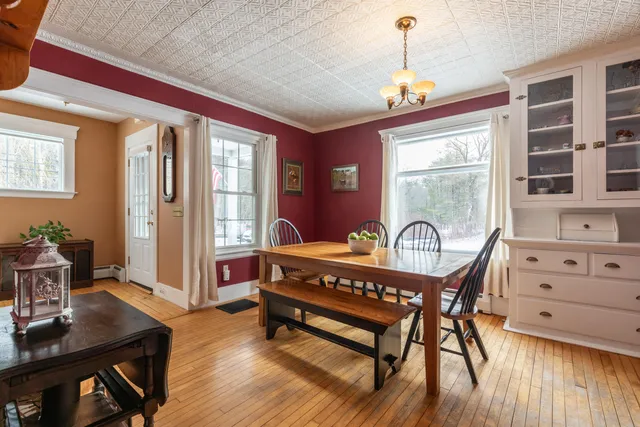 $389,000 | 726 West Auburn Road, Auburn, ME 04210