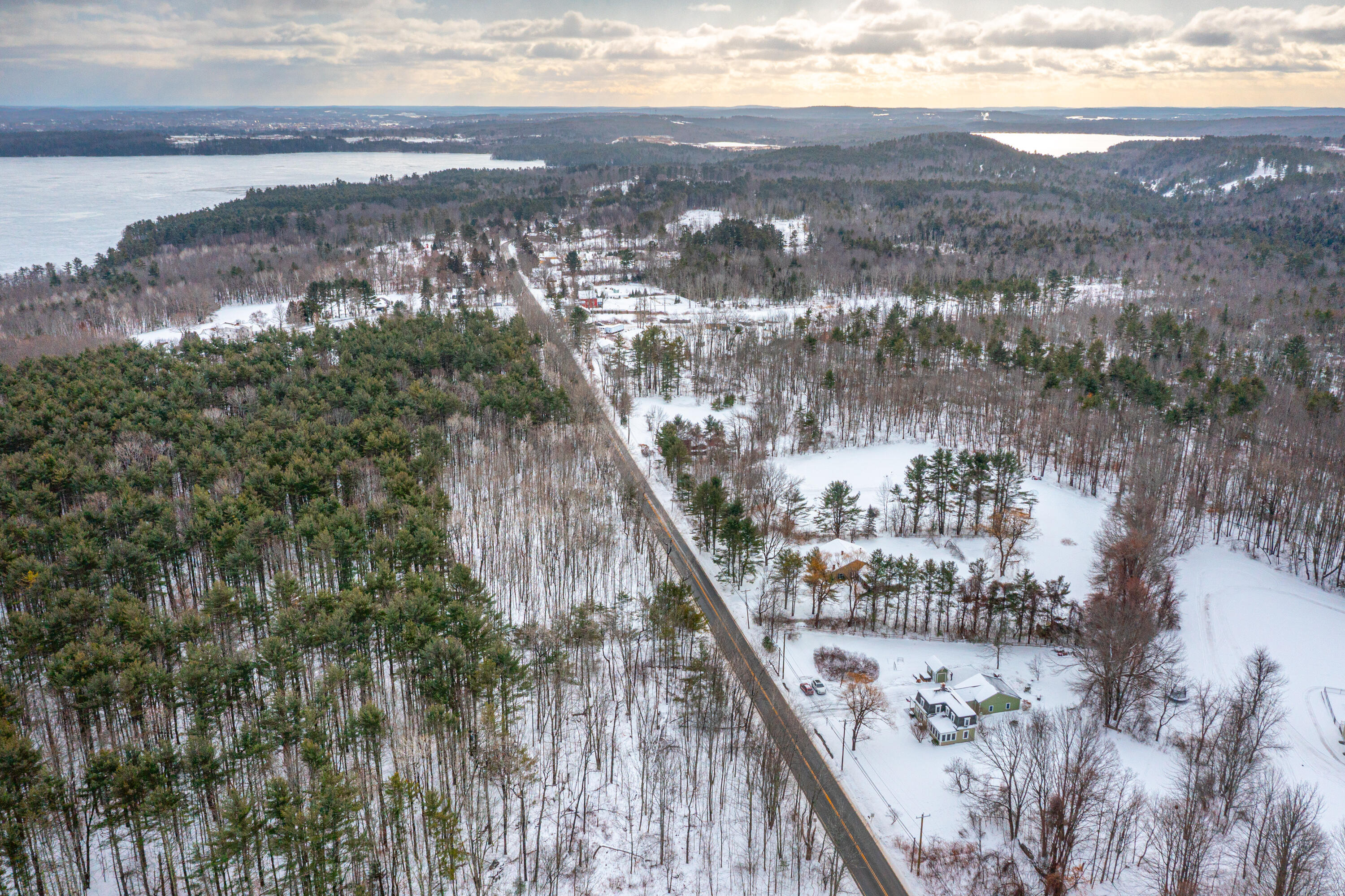 726 West Auburn Road Auburn, ME 04210 - Photo 4 of 37 04-726WAuburnRd-AT
