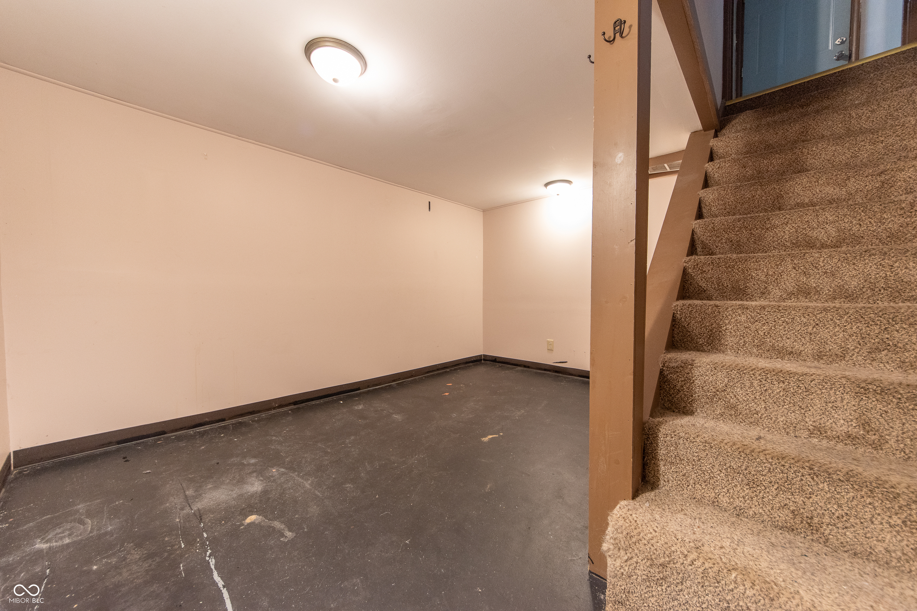 2249 Maple Street Columbus, IN 47201 - Photo 13 of 22 Gallery Image 13