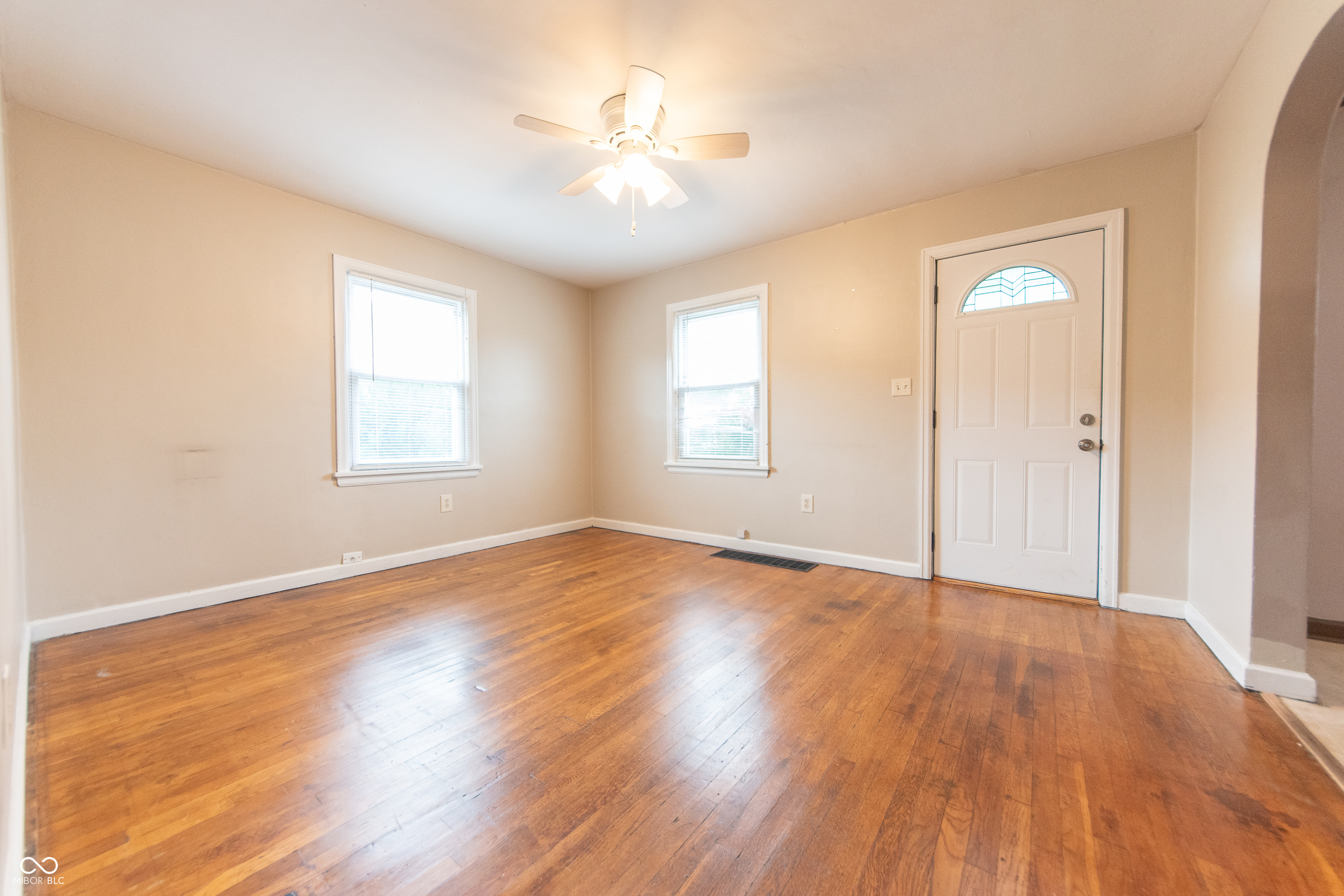 2249 Maple Street Columbus, IN 47201 - Photo 5 of 22 Gallery Image 5